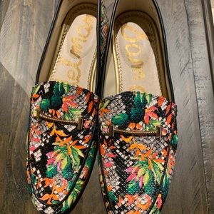 LN Sam Edelman size 7.5 multi colored loafers